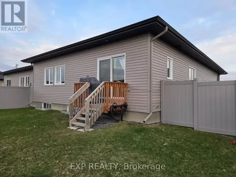 92 Chateauguay Street Russell ON K0A 1W0