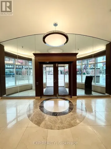 200 Rideau Street Ottawa ON K1N 5Y1