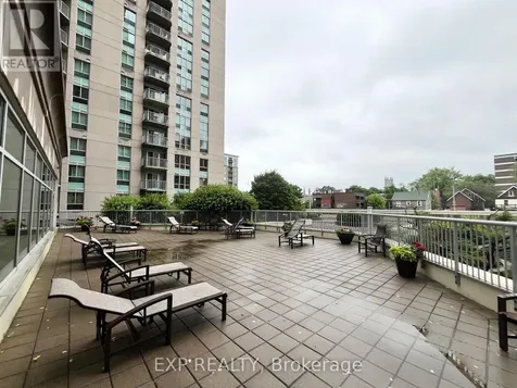 200 Rideau Street Ottawa ON K1N 5Y1