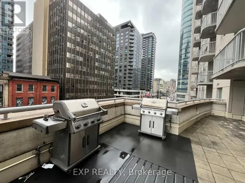 200 Rideau Street Ottawa ON K1N 5Y1