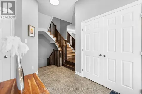 179 Flat Sedge Crescent Ottawa ON K1T 0G9