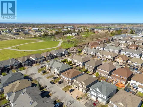 179 Flat Sedge Crescent Ottawa ON K1T 0G9
