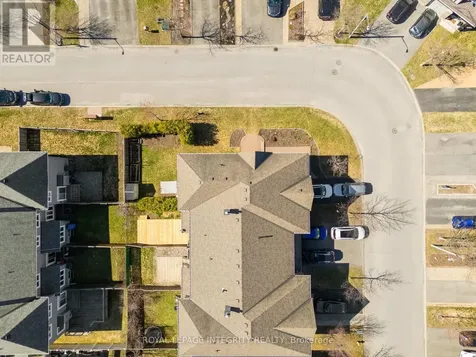 179 Flat Sedge Crescent Ottawa ON K1T 0G9