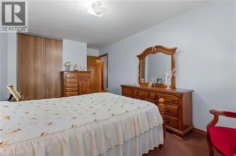 202 Ray Street North Hamilton ON L8R 2Y2