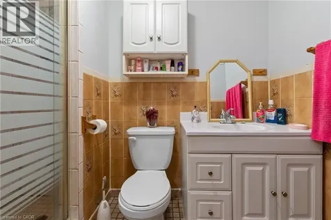 202 Ray Street North Hamilton ON L8R 2Y2