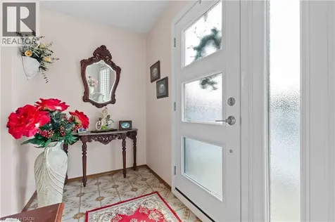 202 Ray Street North Hamilton ON L8R 2Y2