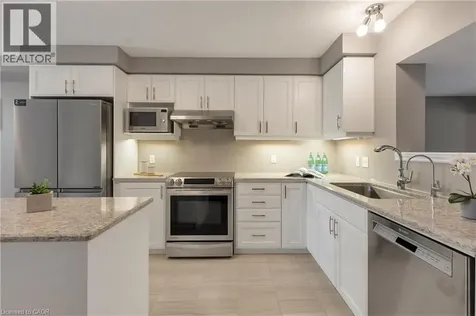 256 Falconridge Drive Kitchener ON N2K 0C5