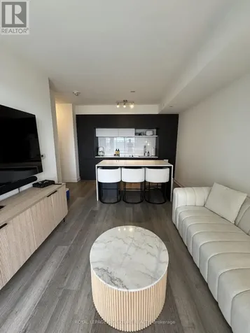 6 David Eyer Road Richmond Hill ON L4S 0N5