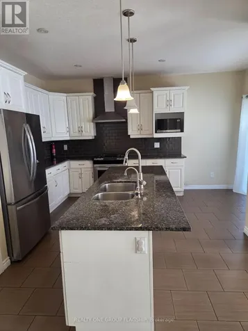 218 Tremaine Crescent Kitchener ON N2A 4L9