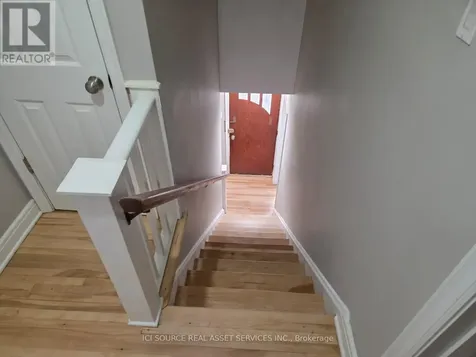 30 Sunnycrest Drive Ottawa ON K2E 5Y2