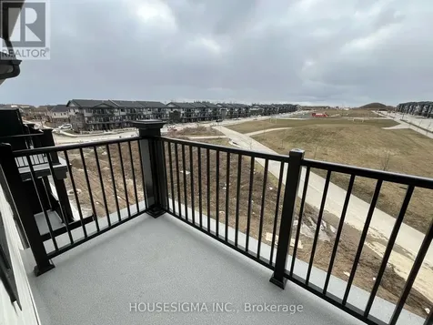 8 Lomond Lane Kitchener ON N2R 0T6