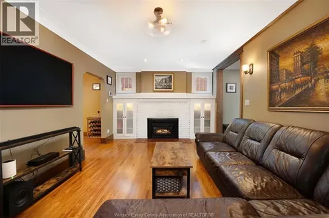 2268 Dougall Avenue Windsor ON N8X 1S8