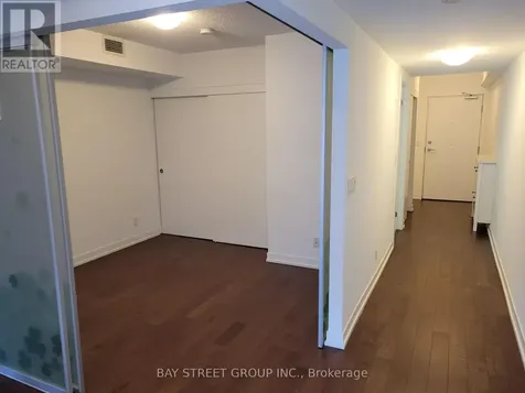 10 Willison Square Toronto (kensington-chinatown) ON M5T 0A8