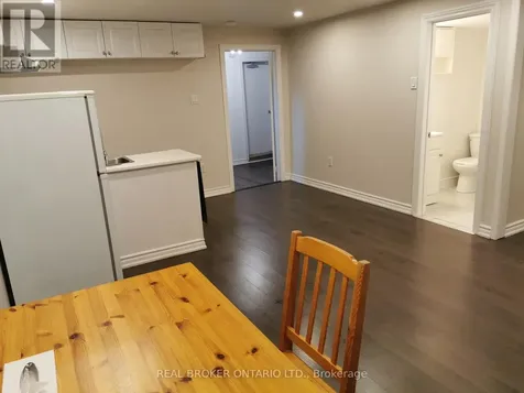 40 Green Bush Road Toronto (newtonbrook West) ON M2M 1P3
