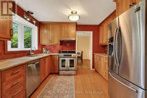 1681 Amberdale Crescent Ottawa ON K1H 7B2