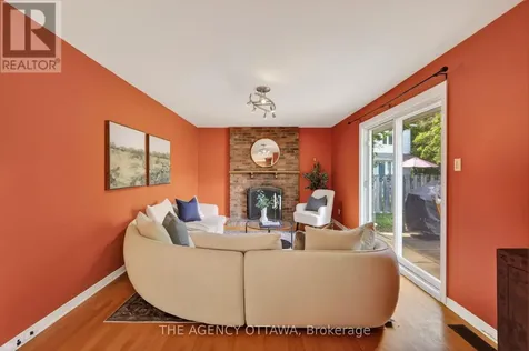 1681 Amberdale Crescent Ottawa ON K1H 7B2