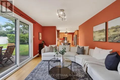1681 Amberdale Crescent Ottawa ON K1H 7B2