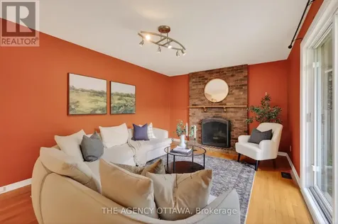 1681 Amberdale Crescent Ottawa ON K1H 7B2