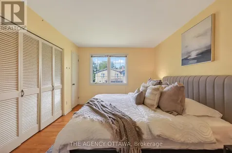 1681 Amberdale Crescent Ottawa ON K1H 7B2
