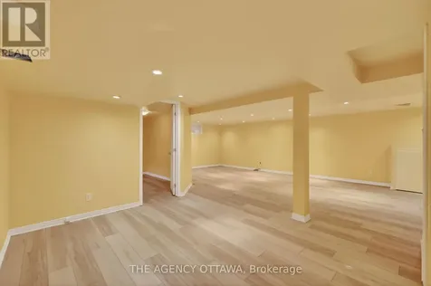 1681 Amberdale Crescent Ottawa ON K1H 7B2
