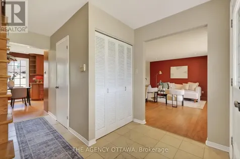 1681 Amberdale Crescent Ottawa ON K1H 7B2
