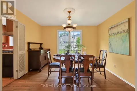 1681 Amberdale Crescent Ottawa ON K1H 7B2