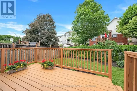 14 Inwood Drive Ottawa ON K2M 1Z5