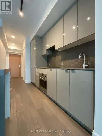 7 Grenville Street Toronto (bay Street Corridor) ON M4Y 1X3