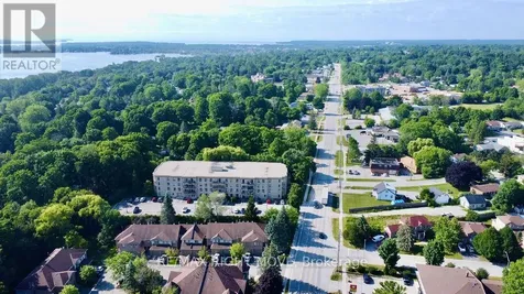 486 Laclie Street Orillia ON L3V 4P9