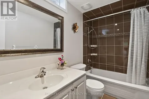 138 Tea Rose Street Markham (cachet) ON L6C 1Y3
