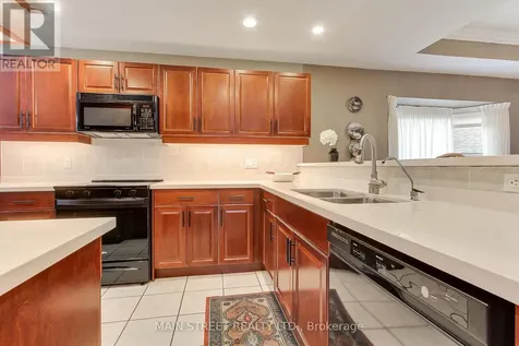 19 Napa Ridge Northwest New Tecumseth ON L9R 2E5