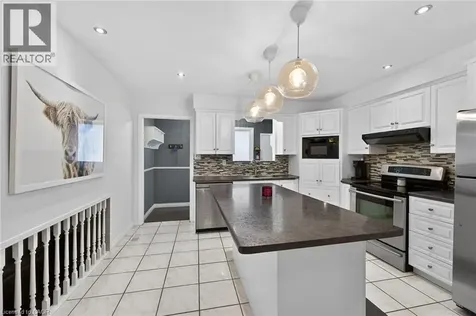 25 Inverness Avenue Hamilton ON L9C 1A1