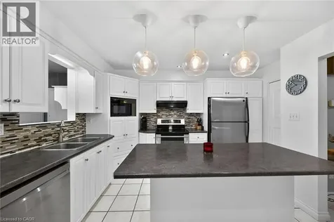 25 Inverness Avenue Hamilton ON L9C 1A1