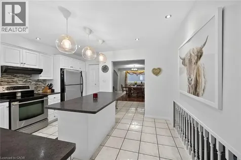 25 Inverness Avenue Hamilton ON L9C 1A1