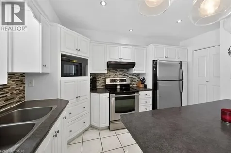 25 Inverness Avenue Hamilton ON L9C 1A1