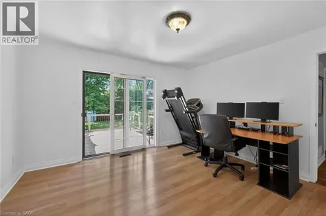 25 Inverness Avenue Hamilton ON L9C 1A1