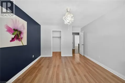 25 Inverness Avenue Hamilton ON L9C 1A1