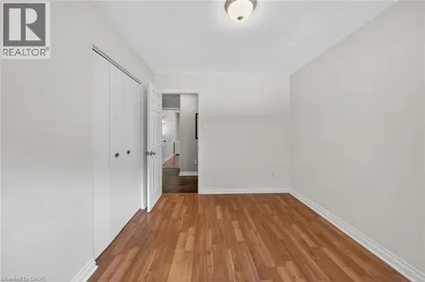 25 Inverness Avenue Hamilton ON L9C 1A1