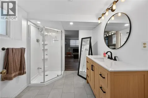 25 Inverness Avenue Hamilton ON L9C 1A1