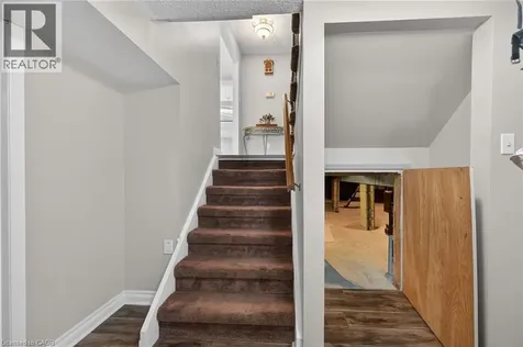 25 Inverness Avenue Hamilton ON L9C 1A1