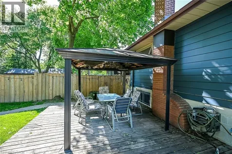 25 Inverness Avenue Hamilton ON L9C 1A1