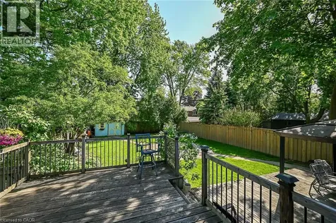 25 Inverness Avenue Hamilton ON L9C 1A1