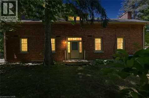 41 Mill Street Mississauga ON L5M 1Y3
