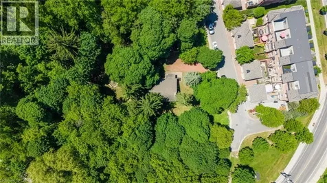 41 Mill Street Mississauga ON L5M 1Y3