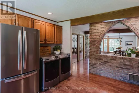 471 Eckford Avenue Saugeen Shores ON N0H 2L0