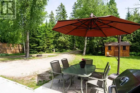471 Eckford Avenue Saugeen Shores ON N0H 2L0