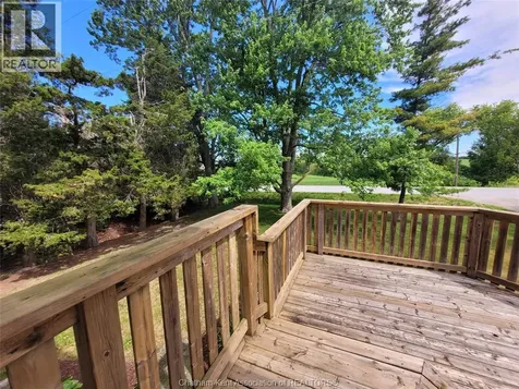 410E Concession Rd. 8 Road East Kingsville ON N0P 2G0