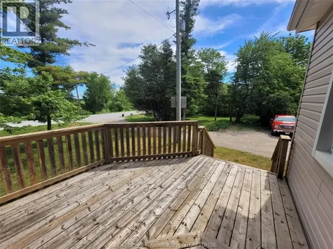 410E Concession Rd. 8 Road East Kingsville ON N0P 2G0