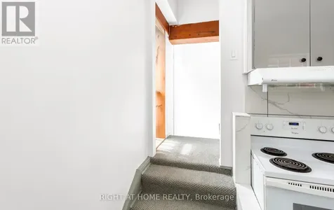 193 Madison Avenue South Kitchener ON N2G 3M7