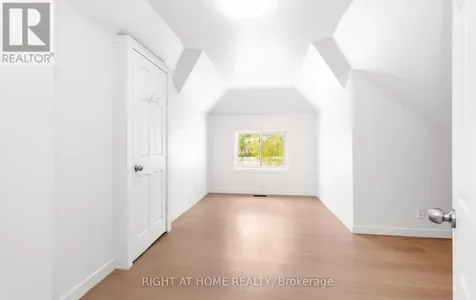 193 Madison Avenue South Kitchener ON N2G 3M7